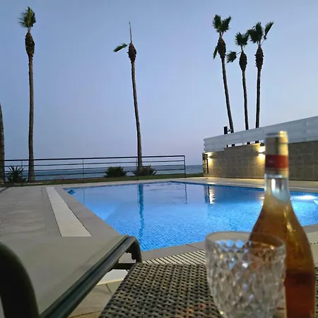 Amazing Frontline Villa