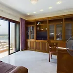 Amazing Frontline Villa *